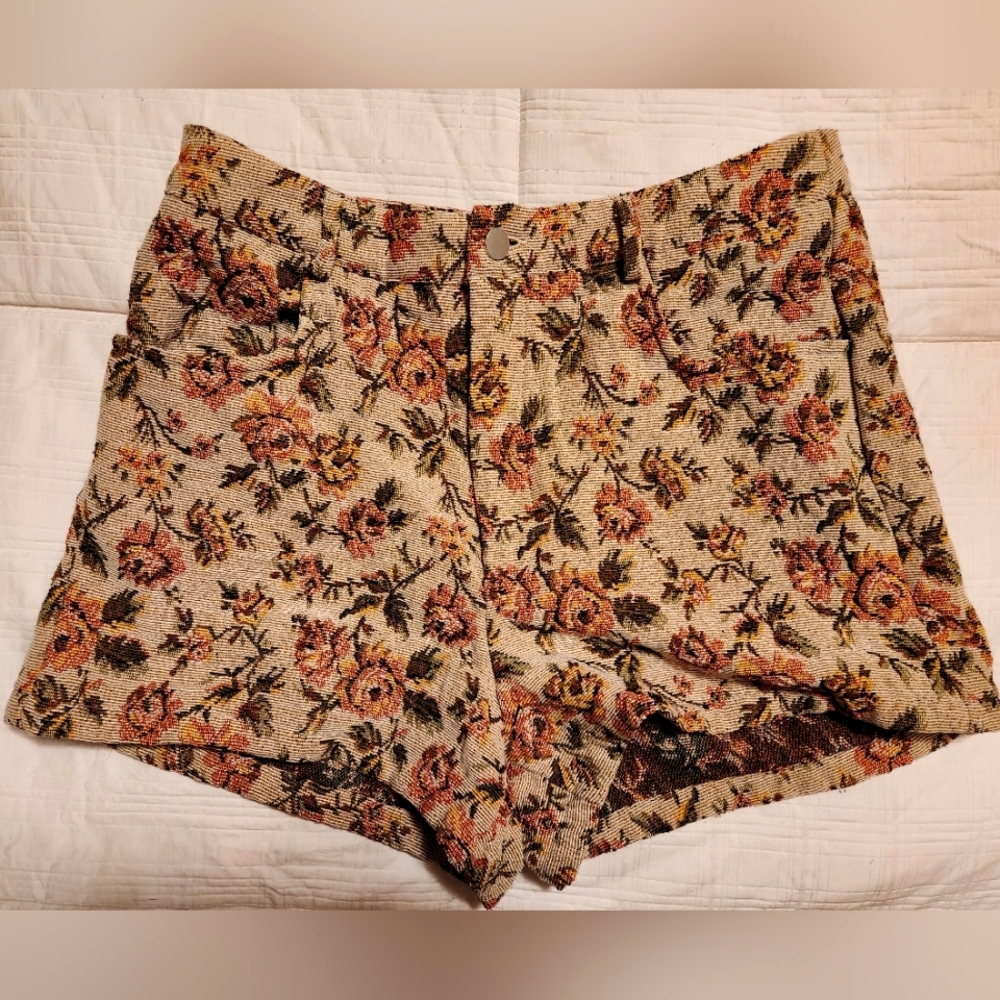 Floral thread/stitch shorts